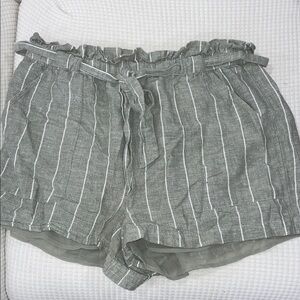 American Eagle Outfitters High Waist Gray Striped Shorts